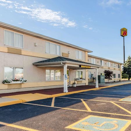 Super 8 By Wyndham Ionia Mi Ξενοδοχείο Εξωτερικό φωτογραφία
